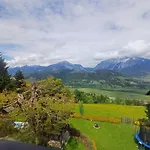 Panoramahof Gupf ファームステイ *